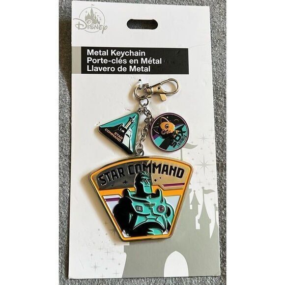Disney‎ Pixar Toy Story Buzz light Year Star Command Metal Silver Keychain - Picture 1 of 4